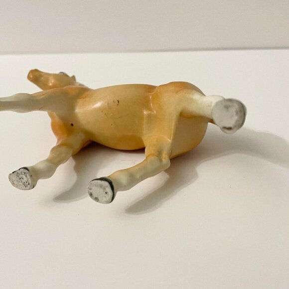 Vintage Porcelain Horse Figurine 5 Inch Tall Made in Japan - Picture 10 of 16